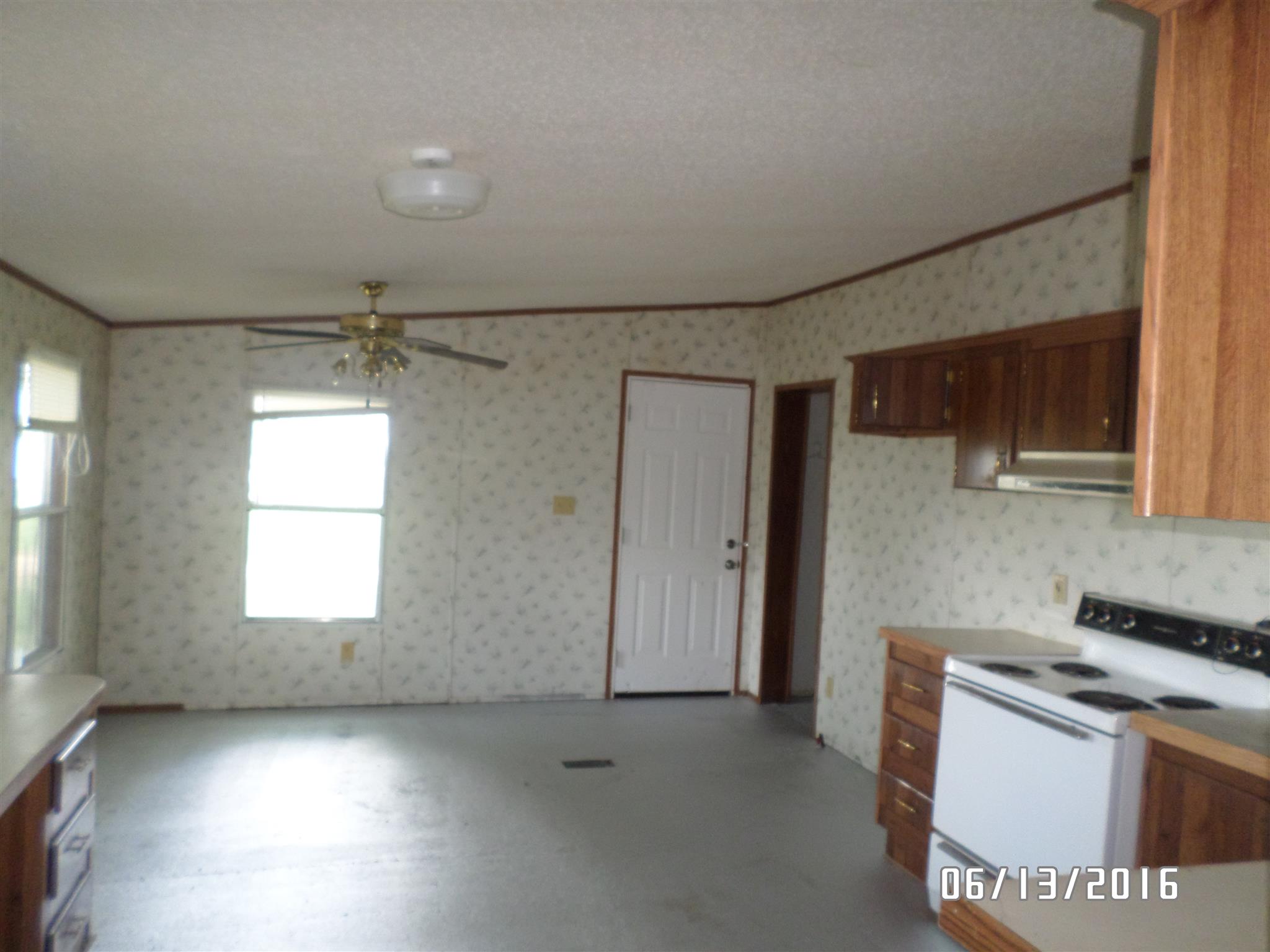 2769 Rea Branch Road Ethridge, TN 38456 - Photo 6 of 16 Gallery Image 6