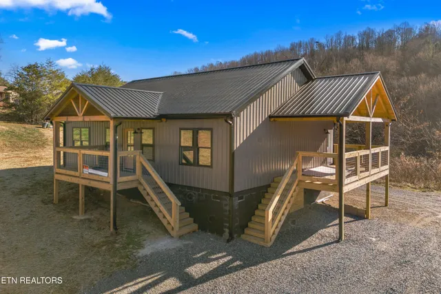 $425,000 | 161 Greasy Cove Road, Cosby, TN 37722