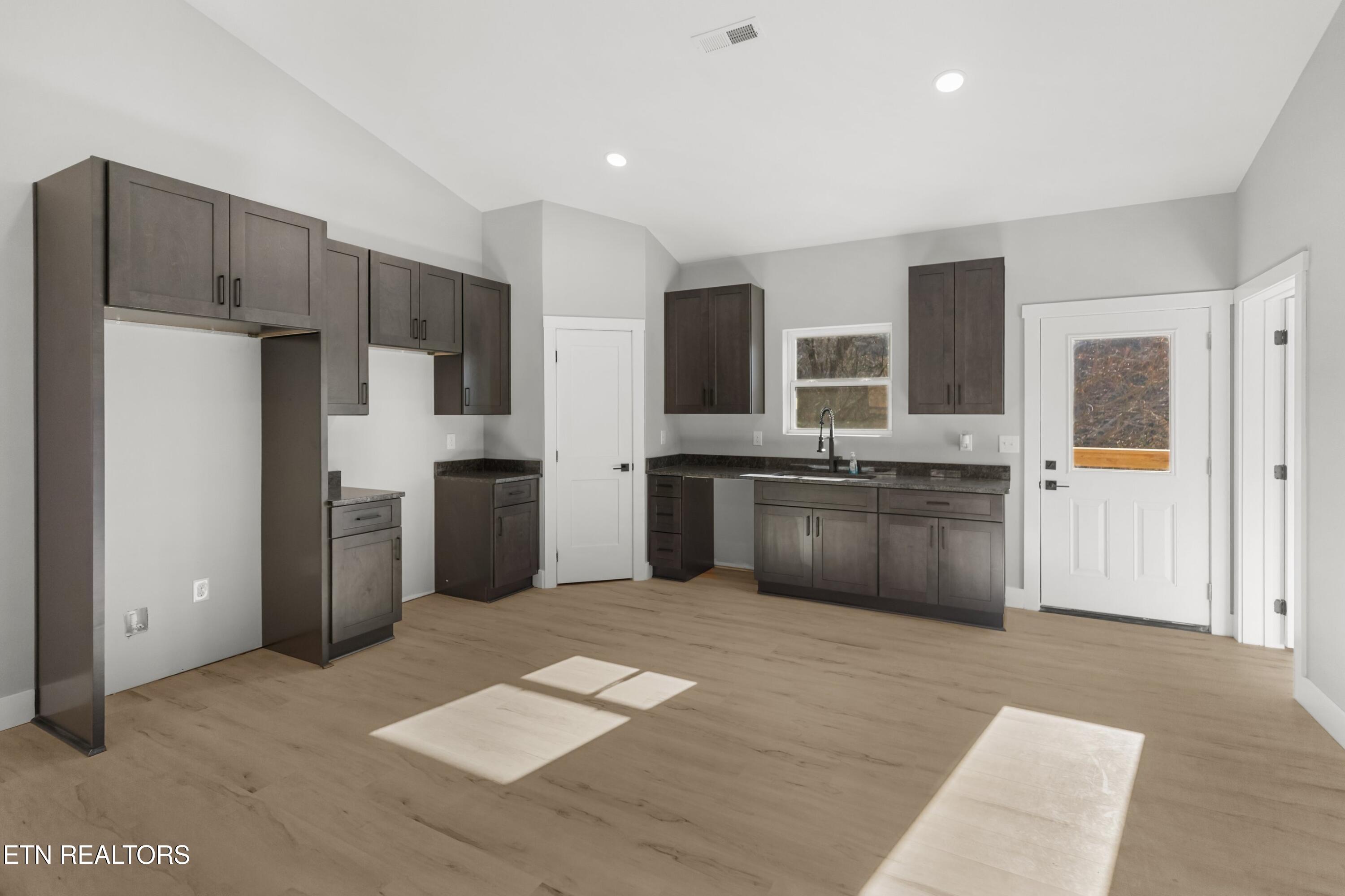 161 Greasy Cove Road Cosby, TN 37722 - Photo 6 of 35 014-161GreasyCoveRoad-Cosby-TN-37722-SMA