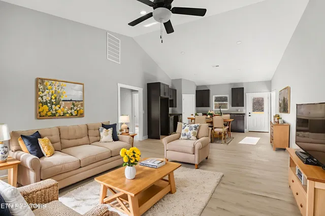 $425,000 | 161 Greasy Cove Road, Cosby, TN 37722