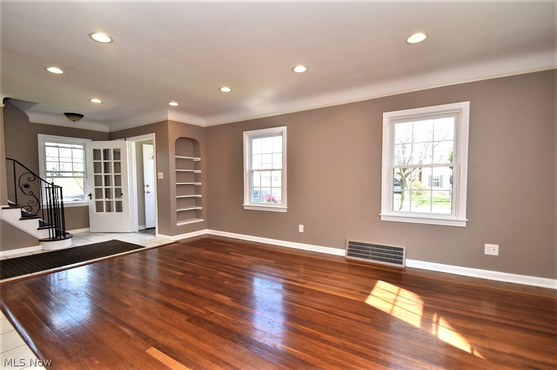 3732 Berkeley Road Cleveland Heights, OH 44118 - Photo 11 of 34