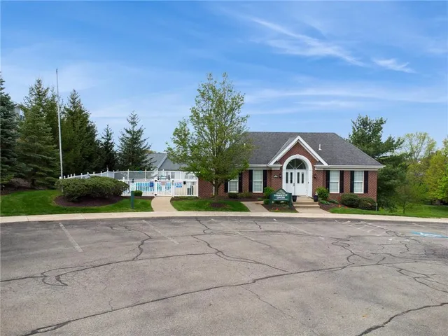 $359,900 | 176 Berry Field Court, Wexford, PA 15090