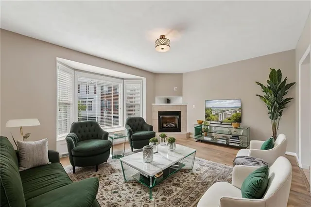 $359,900 | 176 Berry Field Court, Wexford, PA 15090