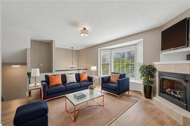 $359,900 | 176 Berry Field Court, Wexford, PA 15090