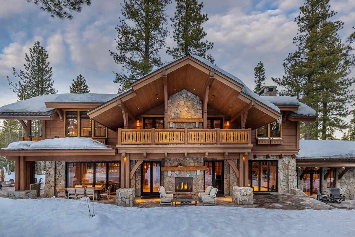 8458 Valhalla Drive Truckee, CA 96161 - Photo 4 of 20 a front view of a house