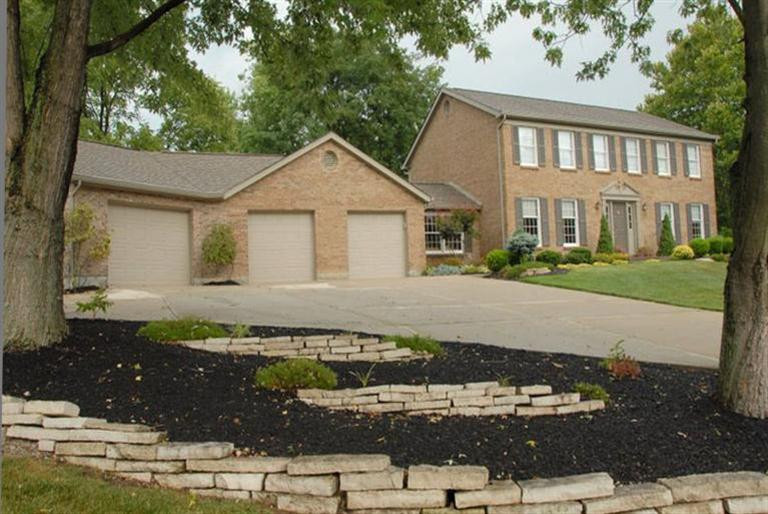 701 Dudley Road Fort Mitchell, KY 41017 - Photo 1 of 25