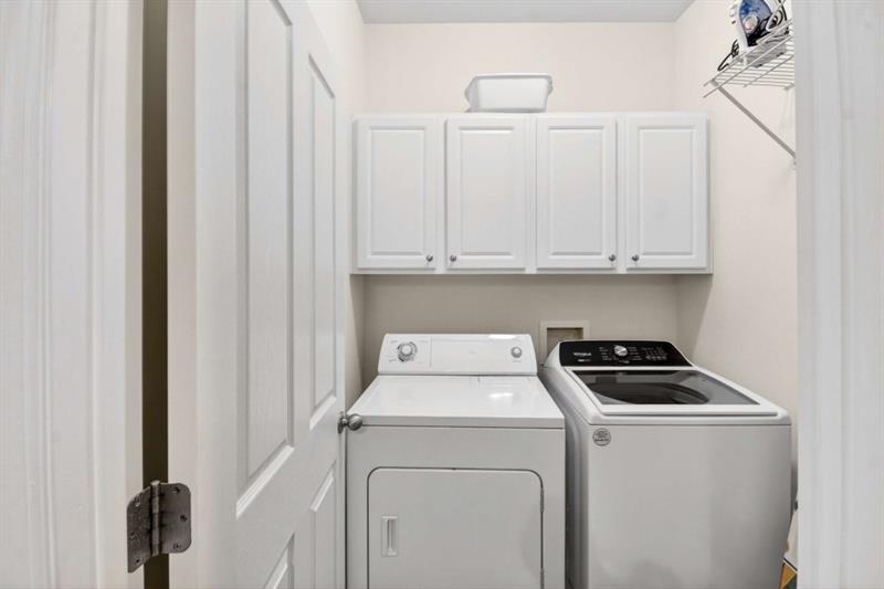 2660 Colgan Court Southeast Atlanta, GA 30317 - Photo 31 of 50 a utility room with dryer and washer