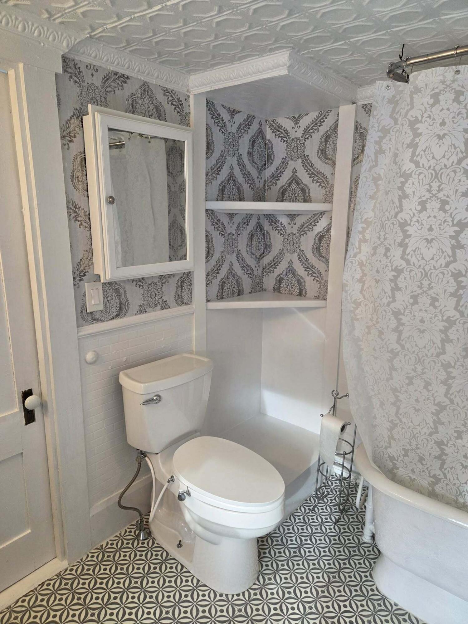 8 Edes Avenue Dover-Foxcroft, ME 04426 - Photo 26 of 47 edcd1f95-f1ac-4123-b6bf-e7b6205502e4