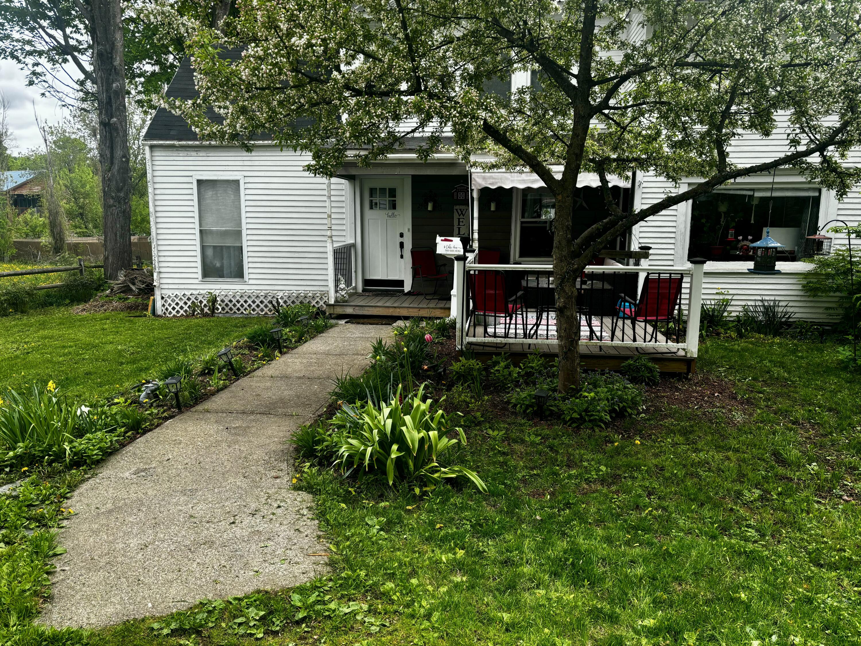 8 Edes Avenue Dover-Foxcroft, ME 04426 - Photo 35 of 47 20240519_182636187_iOS 1 (1)