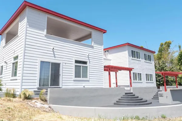 $3,000,000 | 441 Rancho Santa Fe Road, Encinitas, CA 92024