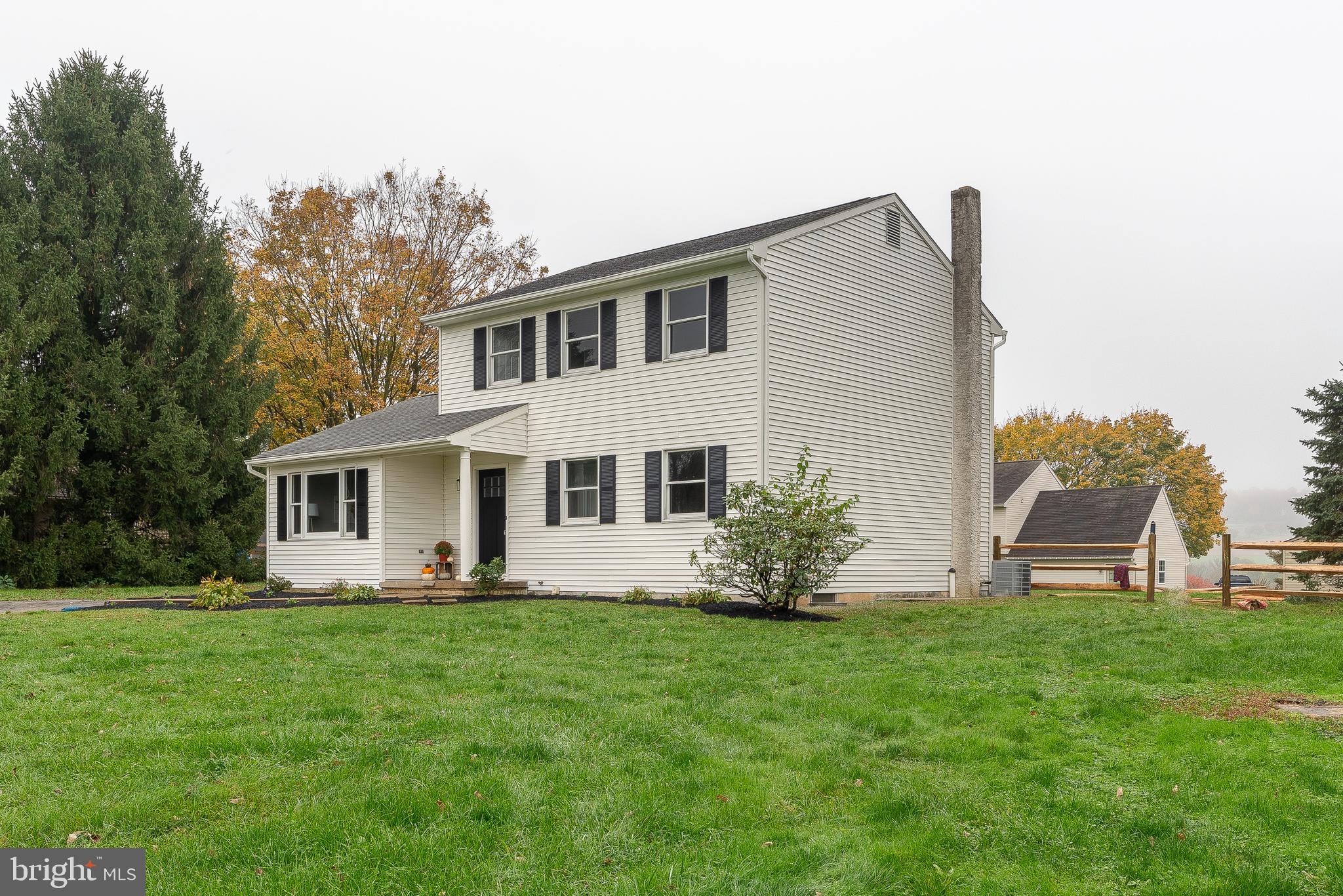 642 Ridge Avenue Atglen, PA 19310 - Photo 3 of 25 Gallery Image 3
