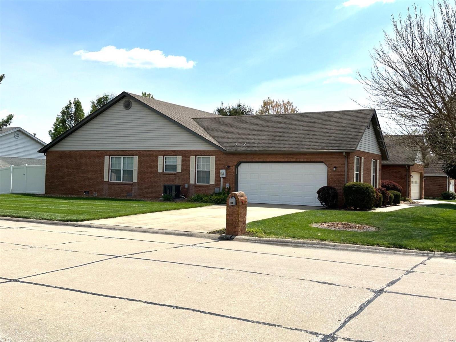 314 Radcliff Road Shiloh, IL 62221 - Photo 4 of 28