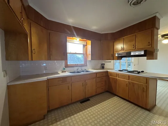 $159,000 | 708 South Park Lane, Dexter, MO 63841