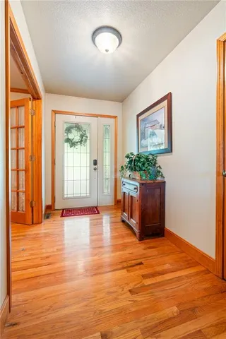 $945,000 | 2022 Lake Viking Terrace, Gallatin, MO 64640