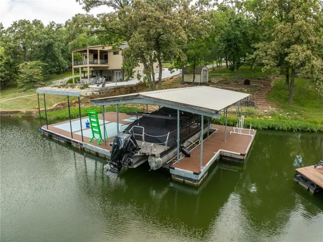 $945,000 | 2022 Lake Viking Terrace, Gallatin, MO 64640