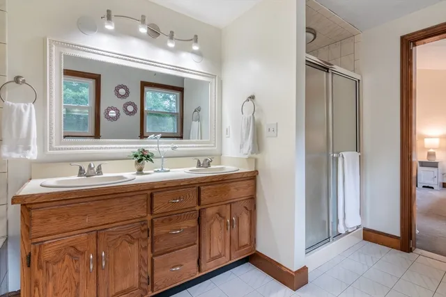 $749,000 | 9 Heritage Road, Shrewsbury, MA 01545