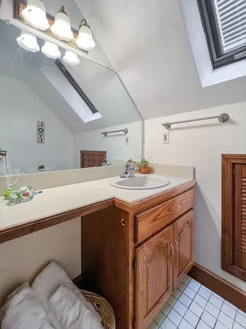 $749,000 | 9 Heritage Road, Shrewsbury, MA 01545