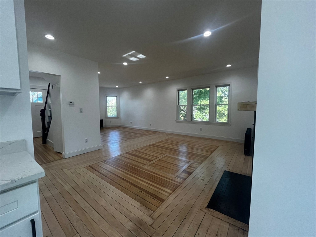 35 Reed Street Lynn, MA 01905 - Photo 14 of 42 Gallery Image 14