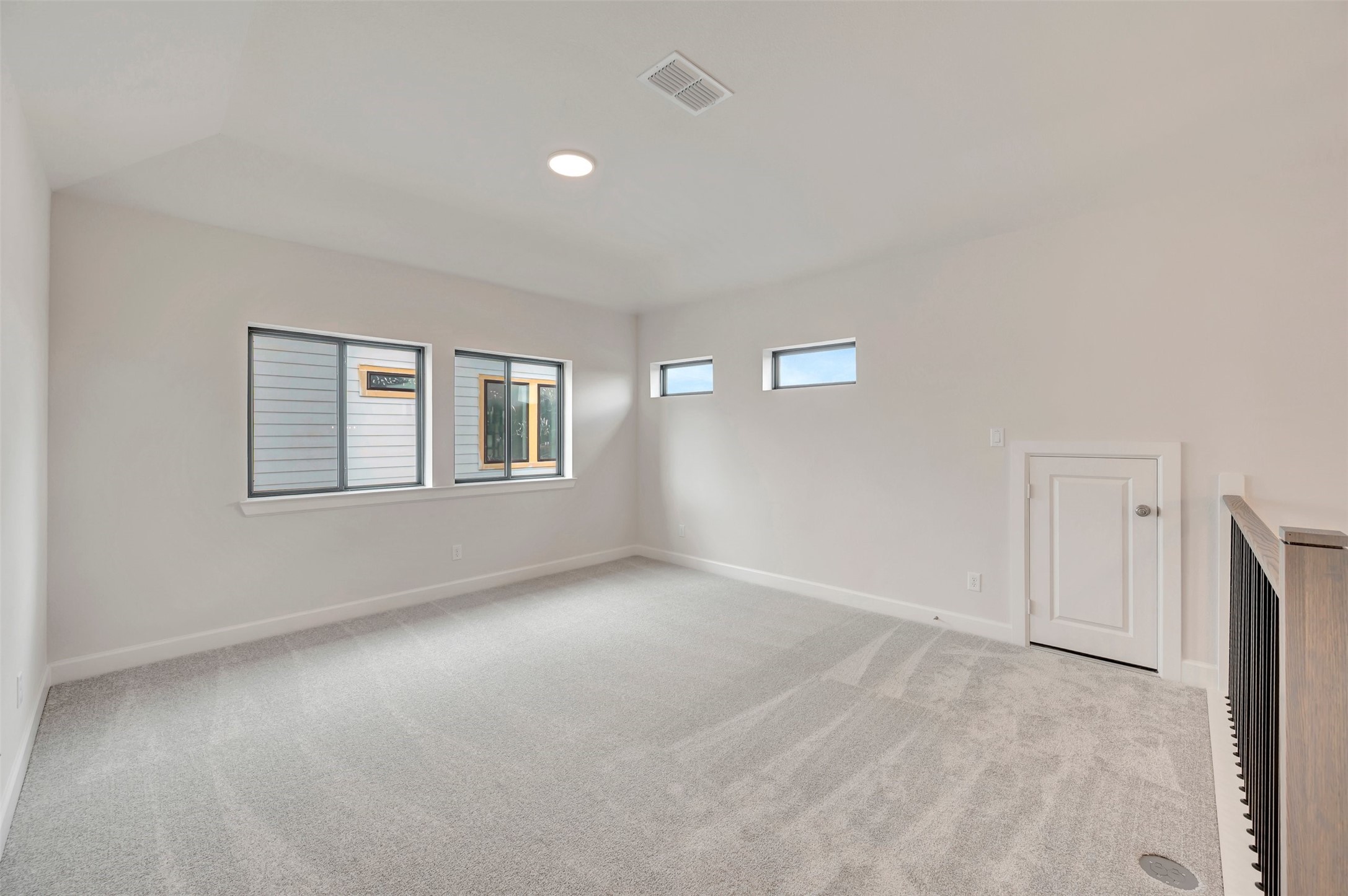2718 Cottage Place Rosharon, TX 77583 - Photo 37 of 50 a view of an empty room with a window