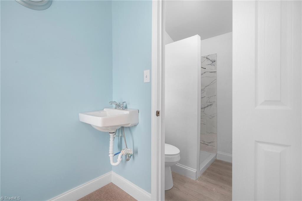 428 Thomas School Road Winston-Salem, NC 27107 - Photo 15 of 29