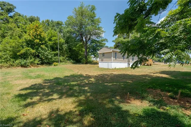 $89,000 | 428 Thomas School Road, Winston-Salem, NC 27107