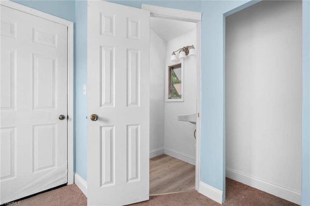 428 Thomas School Road Winston-Salem, NC 27107 - Photo 6 of 29