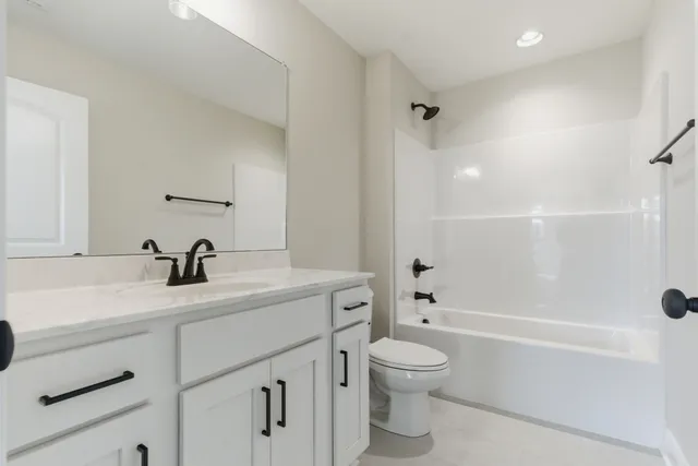 $339,900 | 1162 Malinda Lane, Unit 38, Greenbrier, TN 37073