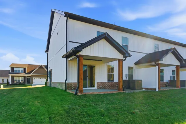 $339,900 | 1162 Malinda Lane, Unit 38, Greenbrier, TN 37073