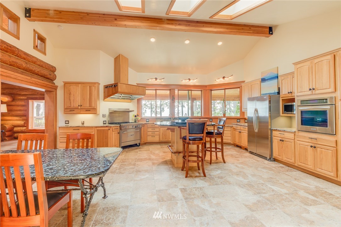 466 Piper Road Quilcene, WA 98376 - Photo 5 of 25
