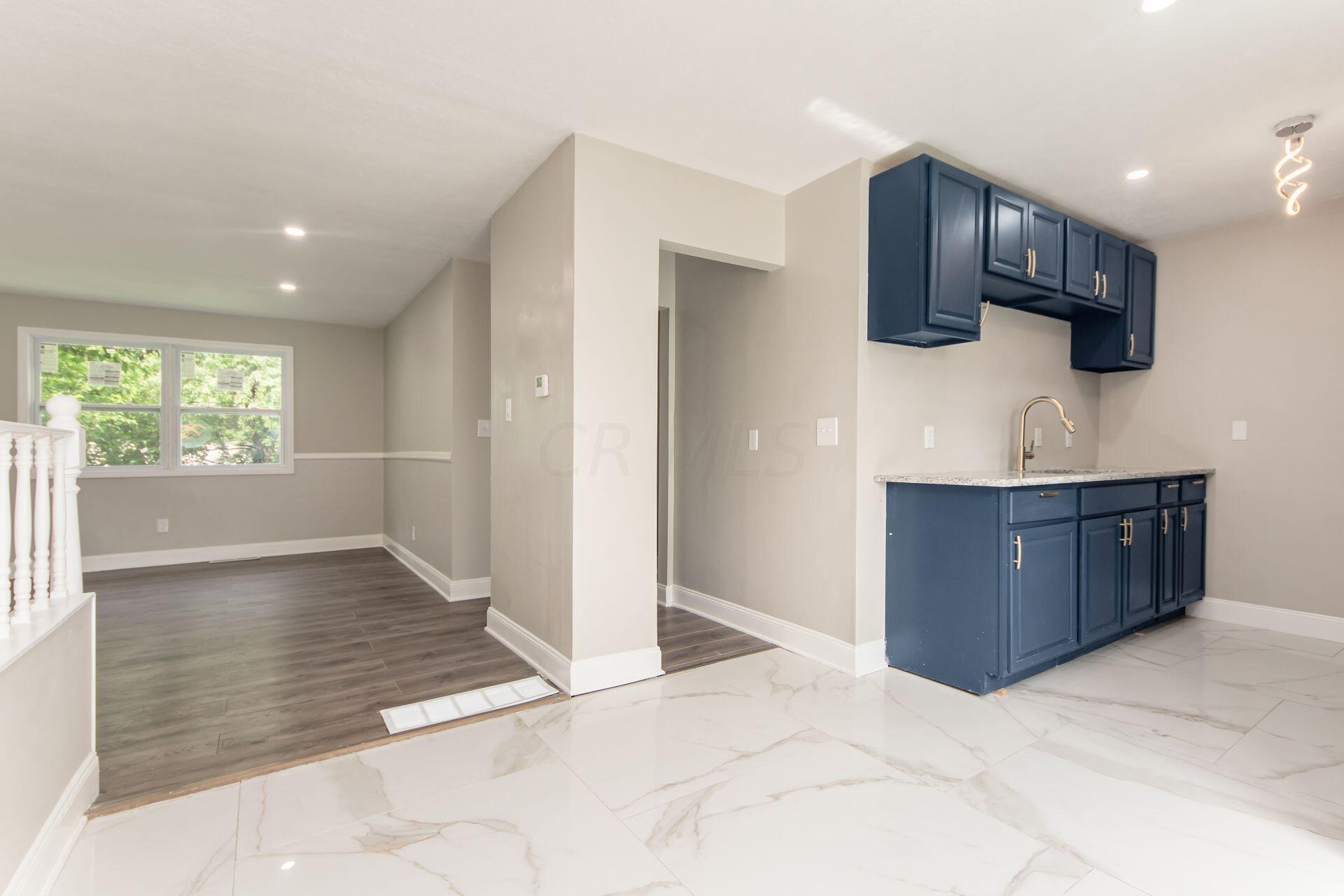 3927 Edendale Road Columbus, OH 43207 - Photo 10 of 26 012_0d3492_M 3927 Edendale018