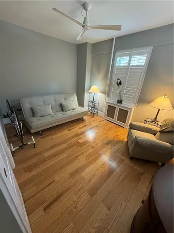 $263,000 | 8 Fordham Hill Ovl, Unit 1B | University Heights