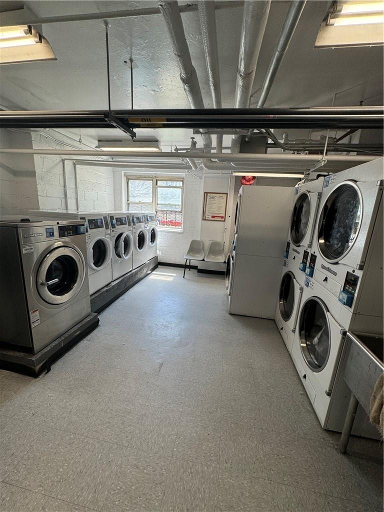 8 Fordham Hill Ovl, Unit 1B Bronx, NY 10468 - Photo 15 of 15