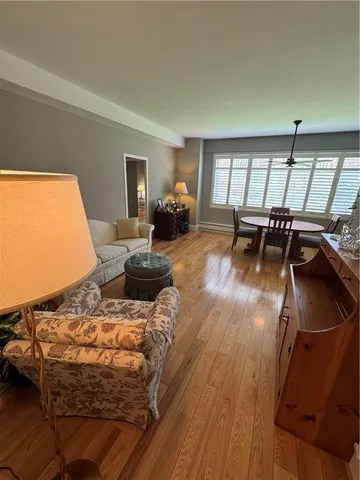 $263,000 | 8 Fordham Hill Ovl, Unit 1B | University Heights