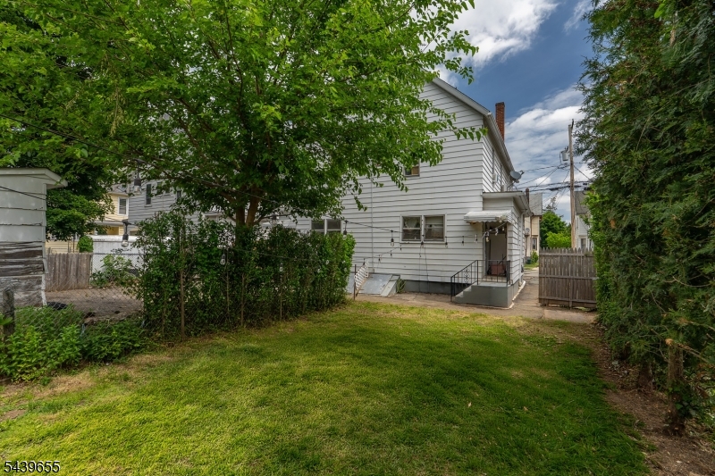 110 Berry Street Dover, NJ 07801 - Photo 37 of 44