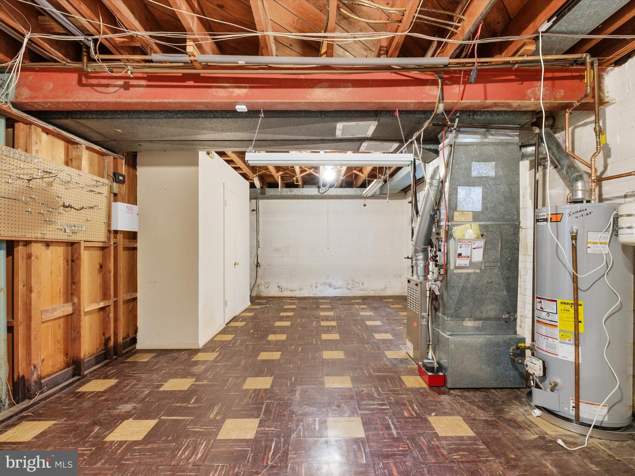 1454 Roxanna Road Northwest Washington, DC 20012 - Photo 37 of 48