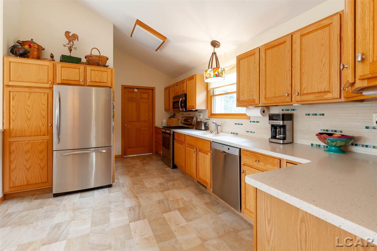 16221 Sheridan Road Clinton, MI 49236 - Photo 17 of 60