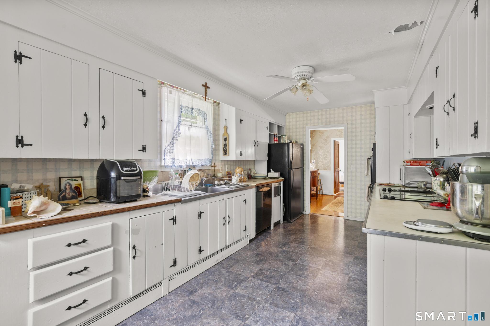 105 Beelzebub Road South Windsor, CT 06074 - Photo 13 of 37