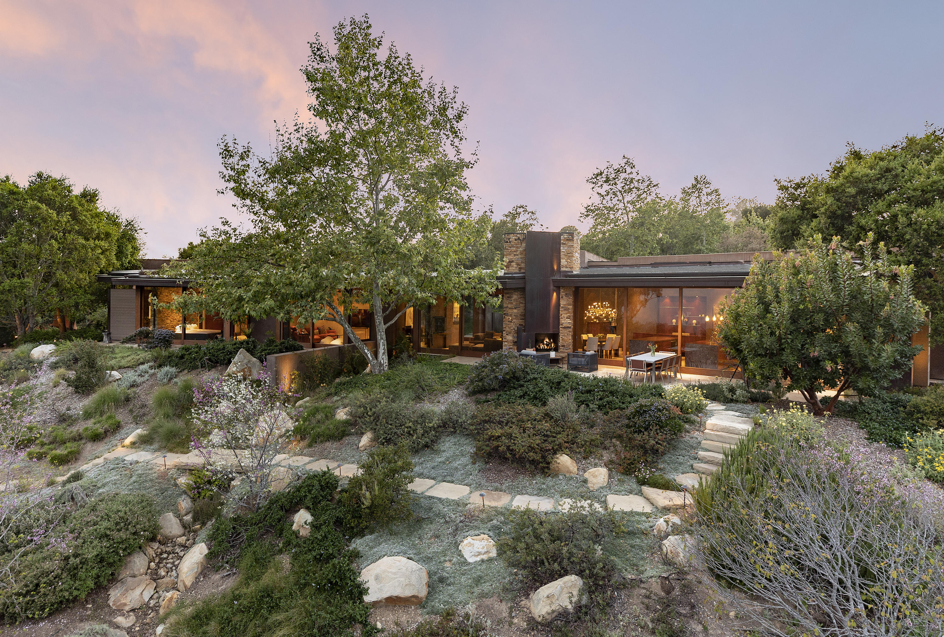 2662 Sycamore Canyon Road Santa Barbara, CA 93108 - Photo 2 of 25 2662SycamoreCanyon_18