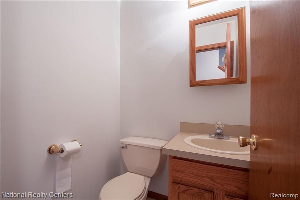 3271 Donley Avenue Rochester Hills, MI 48309 - Photo 14 of 30