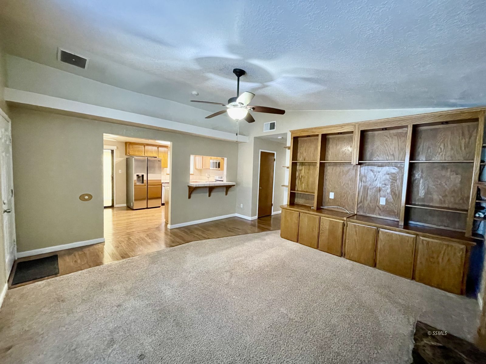 612 Heather Court Ridgecrest, CA 93555 - Photo 4 of 31