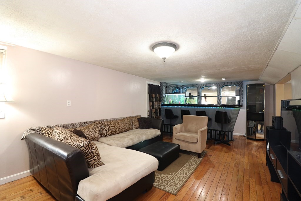 52 Gee Avenue Gloucester, MA 01930 - Photo 24 of 32