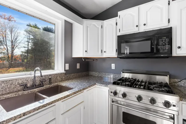 $345,000 | 236 Eagles Nest Road, Castleton, VT 05735