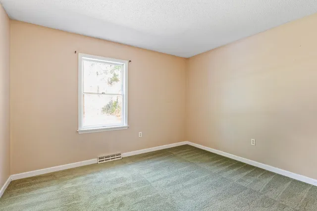 $345,000 | 236 Eagles Nest Road, Castleton, VT 05735