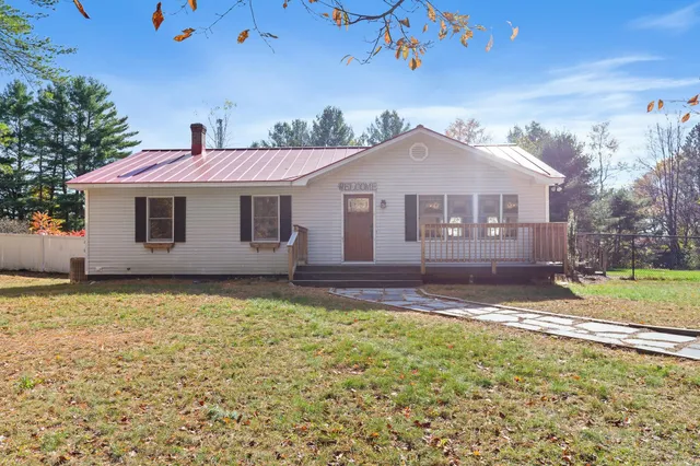 $345,000 | 236 Eagles Nest Road, Castleton, VT 05735