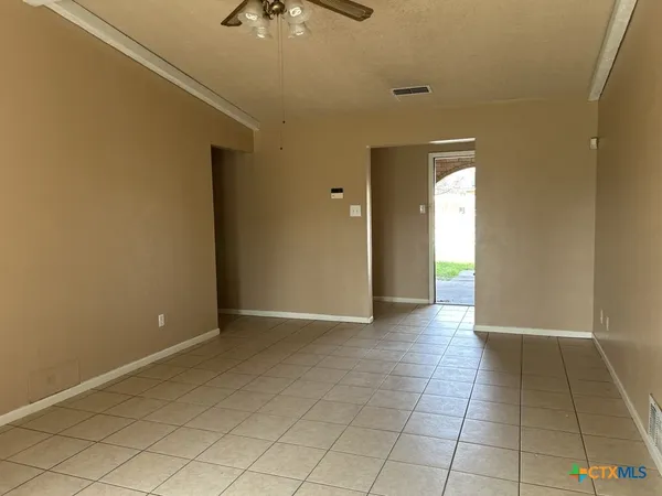 $1,250 | 2404 Carnation Drive, Killeen, TX 76542