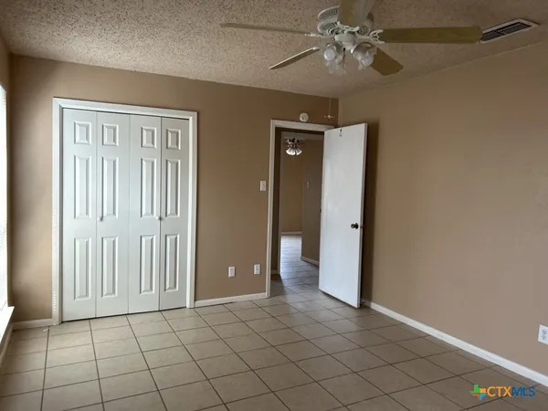$1,250 | 2404 Carnation Drive, Killeen, TX 76542