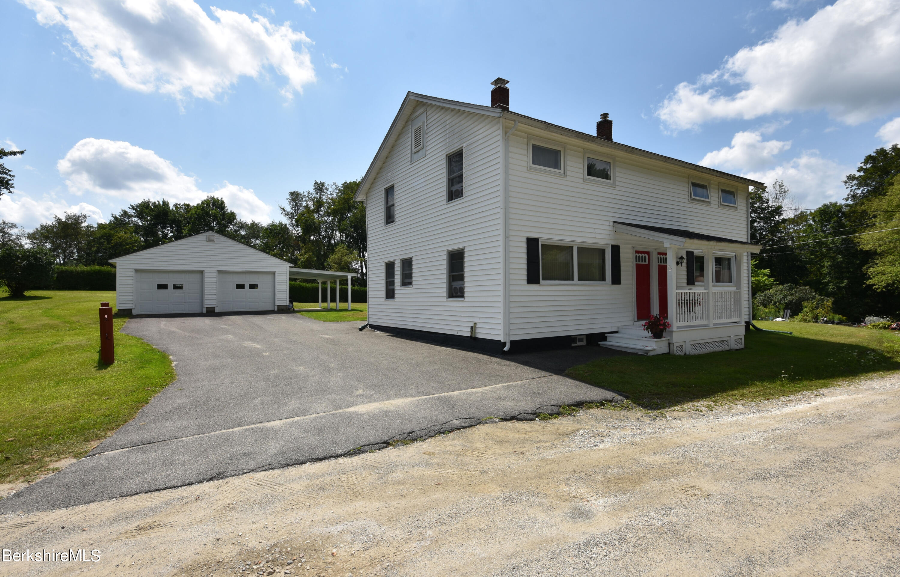 32 Glassworks Road Lanesborough, MA 01224 - Photo 1 of 63 Exterior