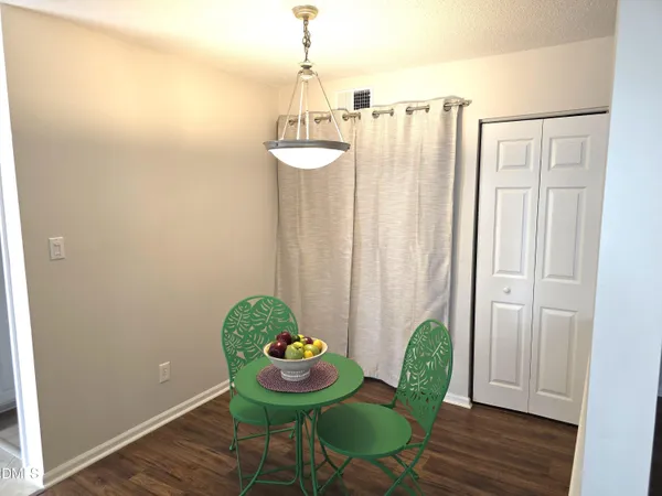 $1,650 | 2811 Edridge Court, Unit 202, Raleigh, NC 27612