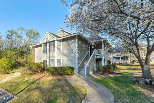 $1,650 | 2811 Edridge Court, Unit 202, Raleigh, NC 27612