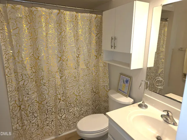 $1,650 | 2811 Edridge Court, Unit 202, Raleigh, NC 27612